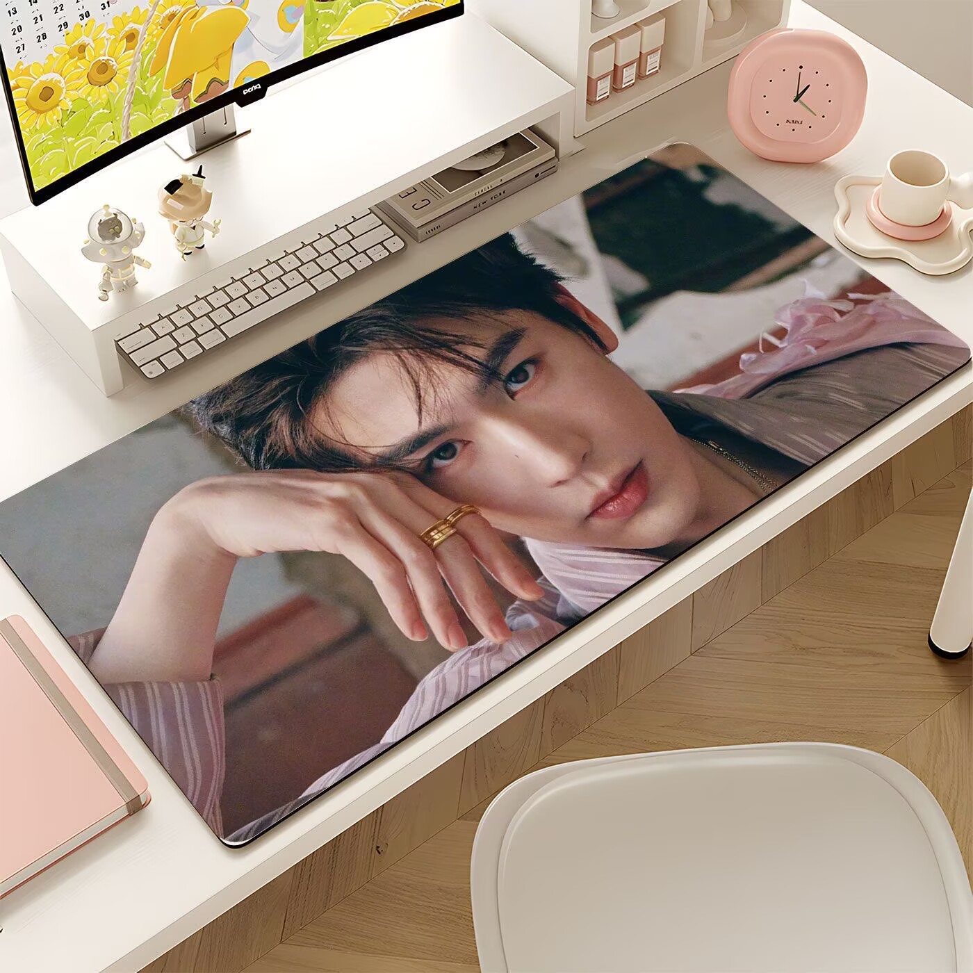Gaming Keyboard And Mouse Pad - Übergroßes Mauspad von Zhang Linghe, Tastaturpad